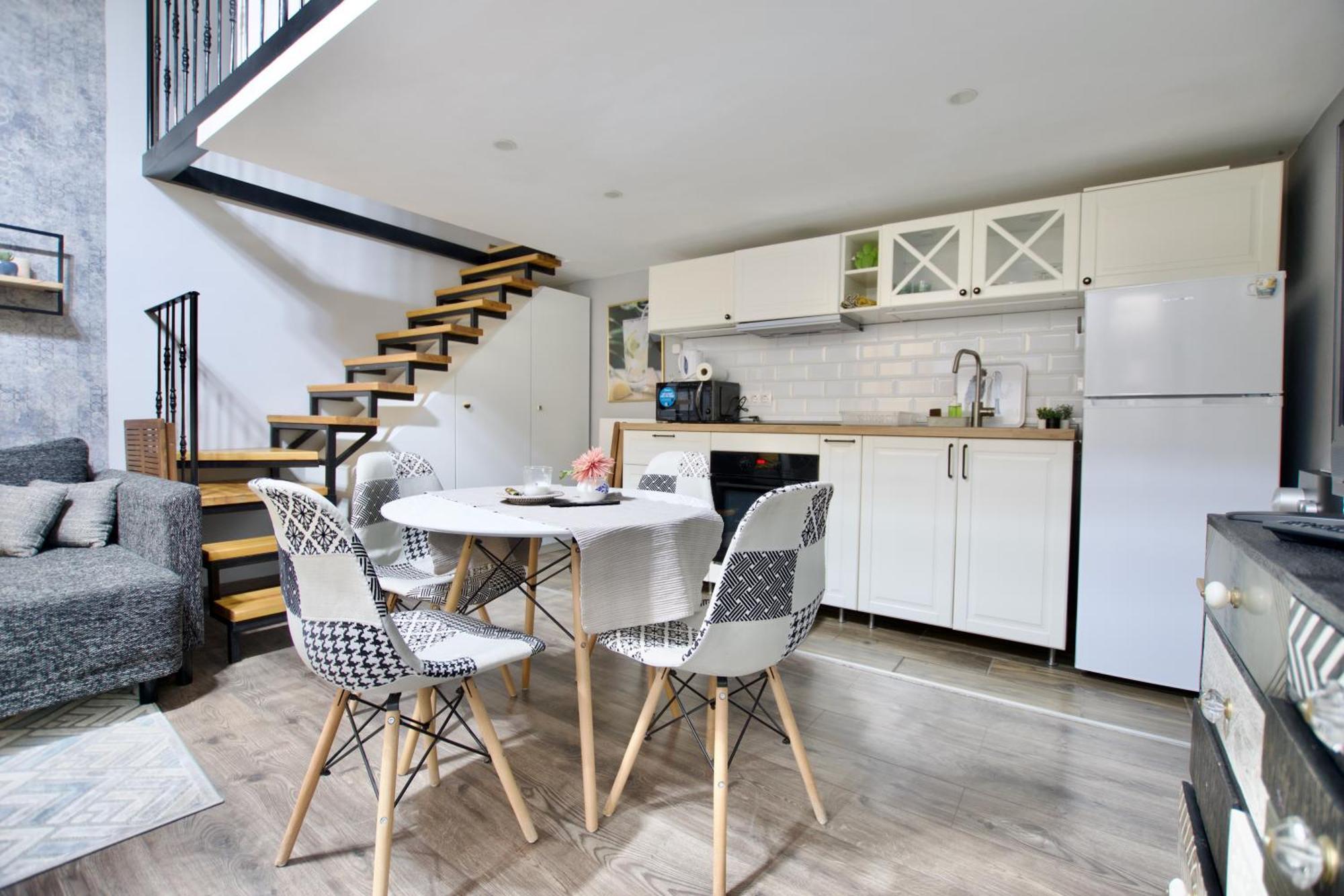 Studio Apartment By Hi5- Rozsa Street Будапеща Екстериор снимка